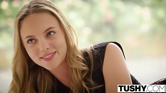 Análne Dobrodružstvo Cassidy Klein A Aubrey Star V Tushy Videu