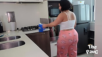 Amateur Couple Enjoys Kitchen Sex With Latina Milf